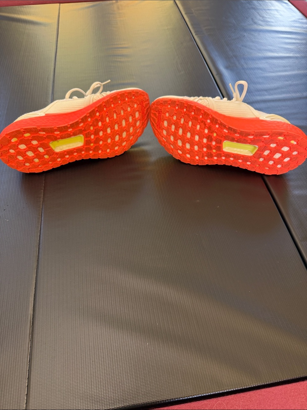 Stella McCartney Adidas Ultraboost - Picture 4 of 5